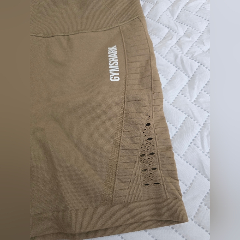 Gymshark Energy Seamless Shorts in Biscotti Brown - Picture 7 of 8